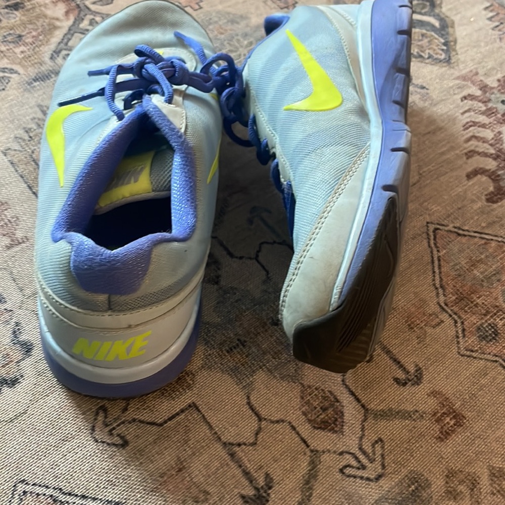 Nike Crosstraining Shoes Size 9.5 - Picture 4 of 7
